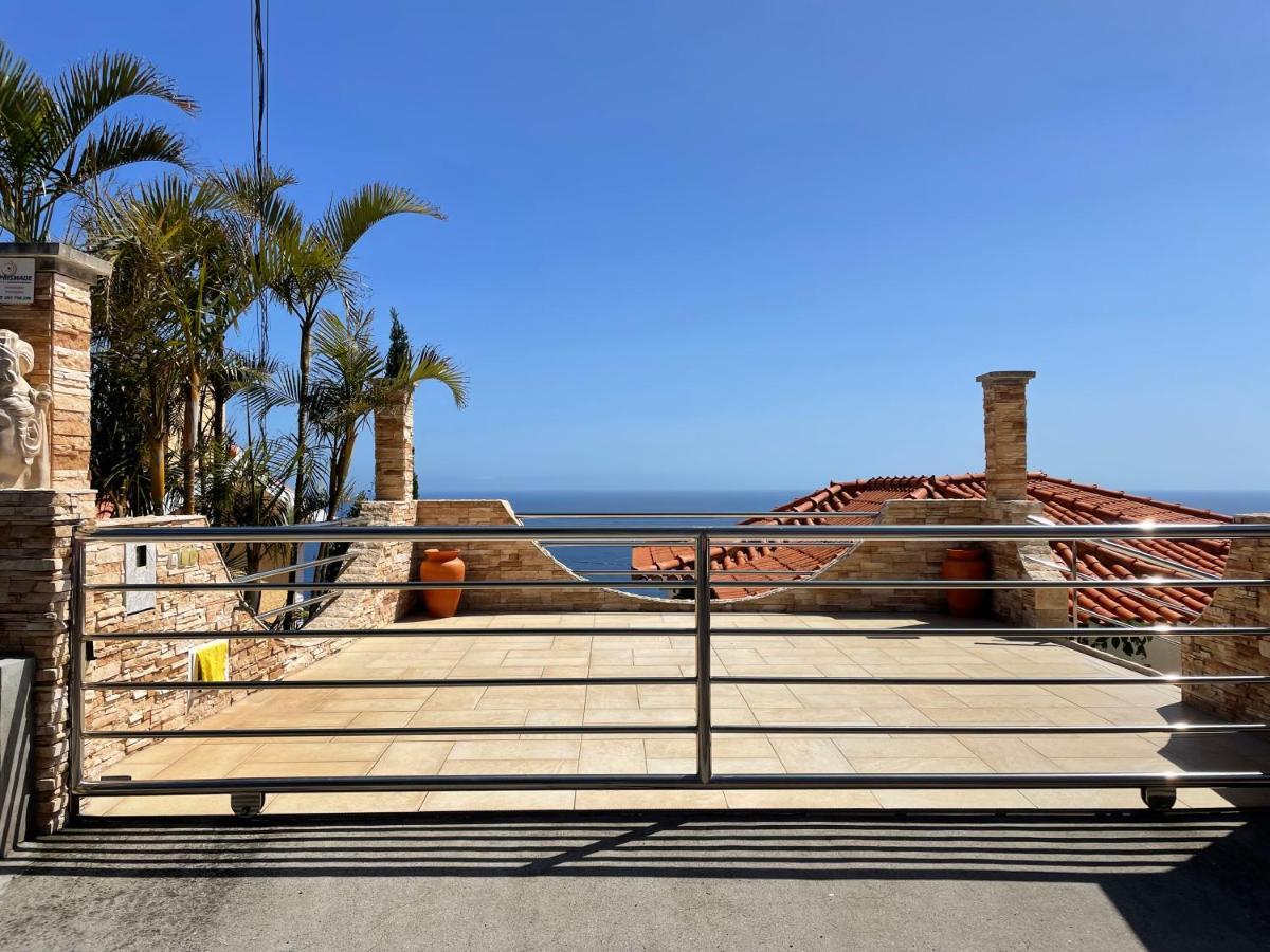 Villa Isabela - Car Rental For Free Canico  Exterior photo