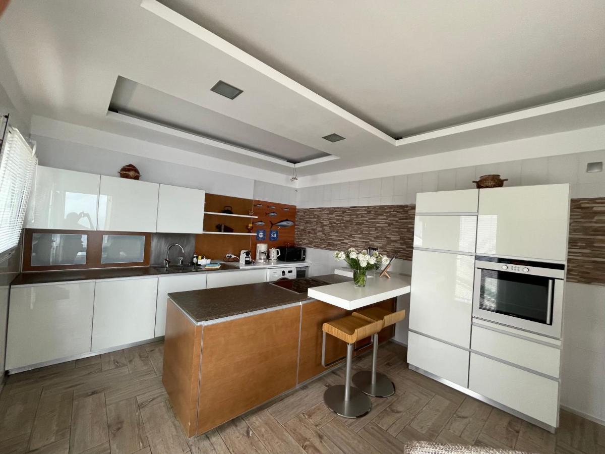 Villa Isabela - Car Rental For Free Canico  Exterior photo