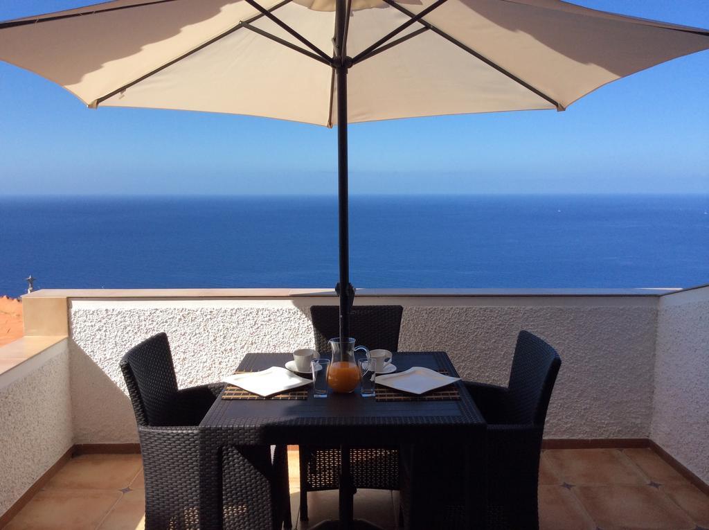 Villa Isabela - Car Rental For Free Canico  Exterior photo