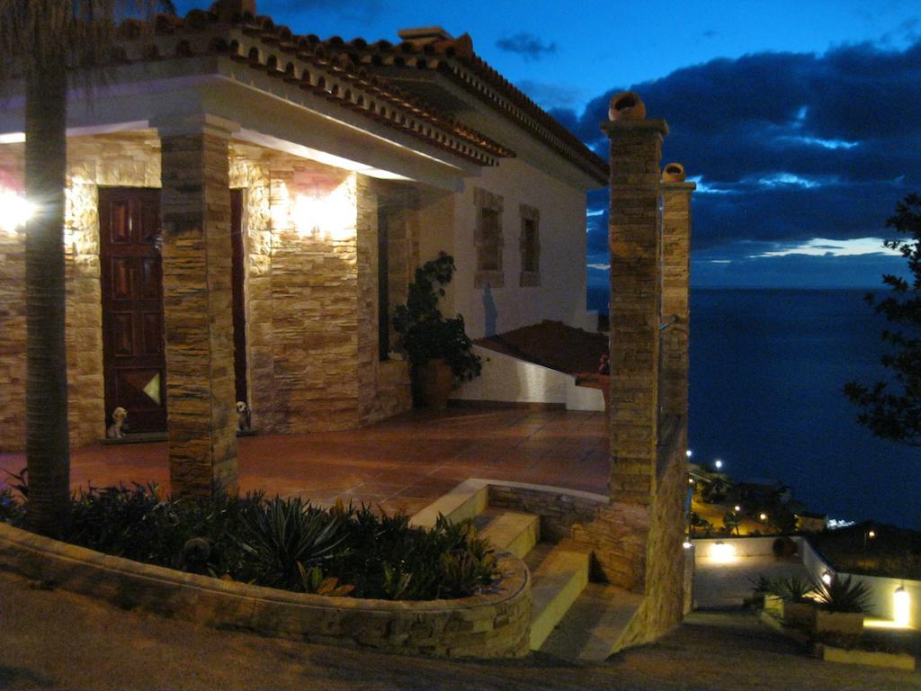 Villa Isabela - Car Rental For Free Canico  Exterior photo